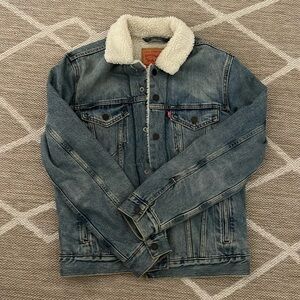 Levi’s Trucker jacket with shearling lining and collar